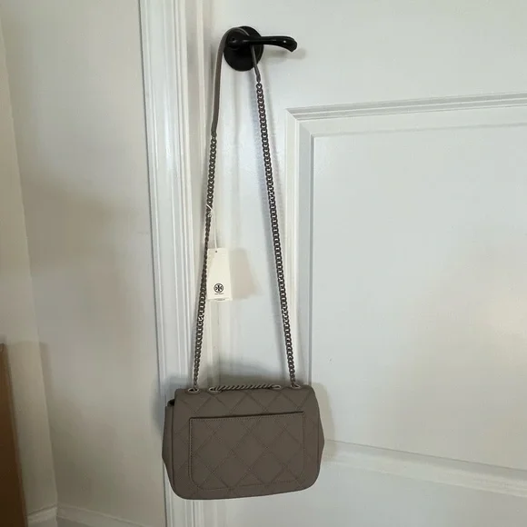 NWT Tory Burch Willa Matte Shoulder Bag - Picture 4 of 6